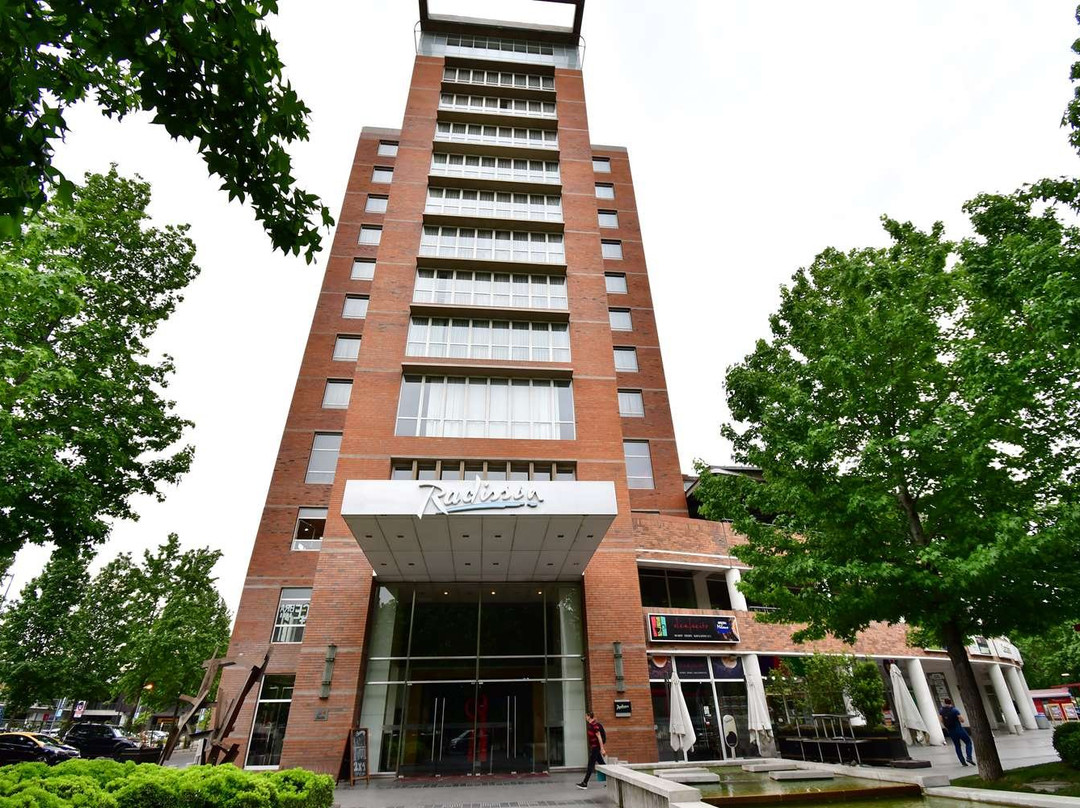 Radisson Ciudad Empresarial Santiago主图