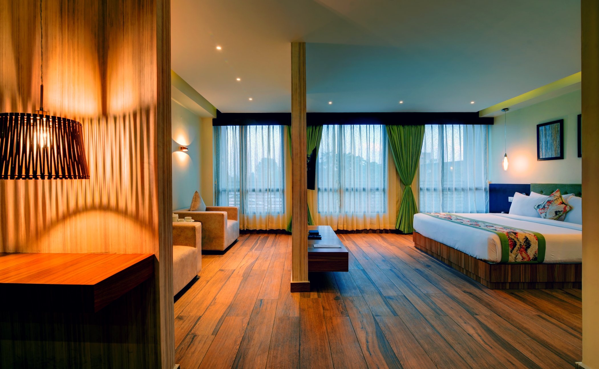 Udaan Clover Hotel & Banquet-官方