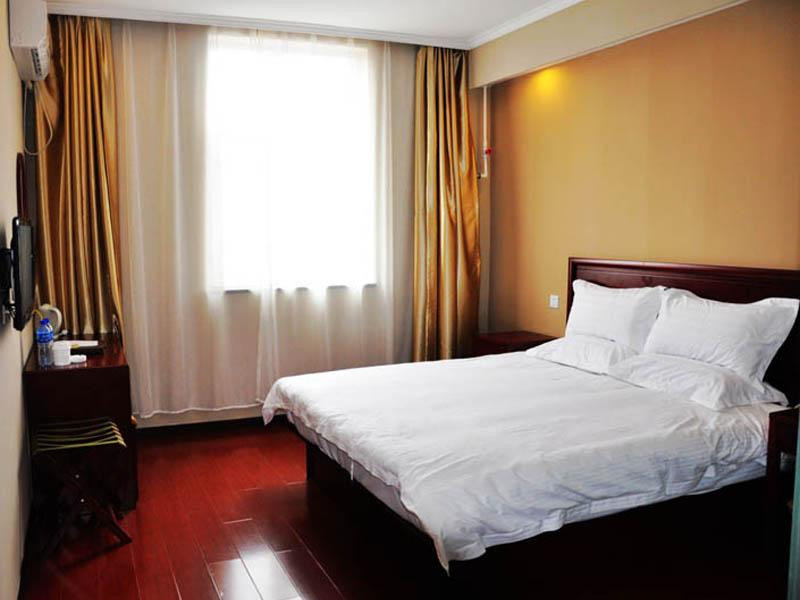 格林豪泰太原晋祠路快捷酒店主图