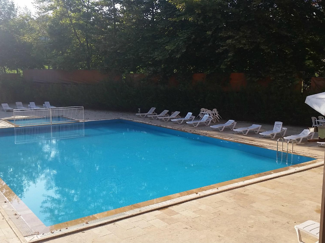Grand Astra Resort Hotel