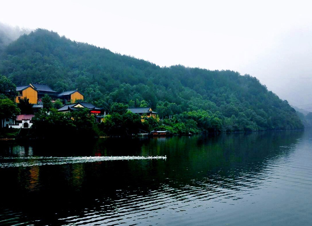 云和湖