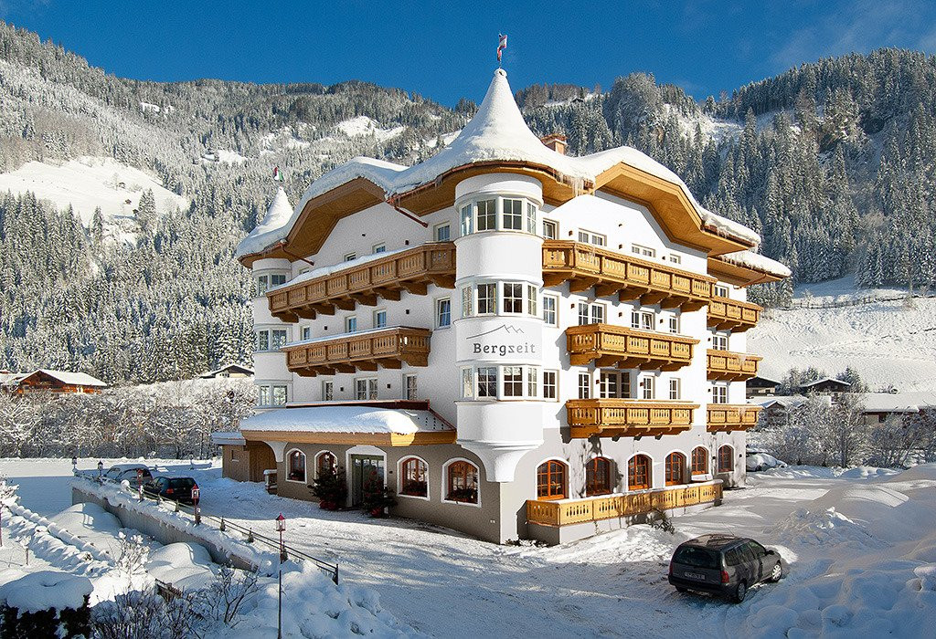 Hotel Bergzeit