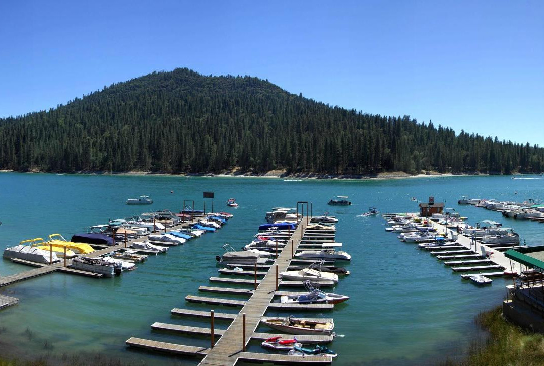 Bass Lake Water Sports Boat Rentals景点图片