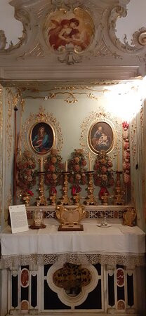 Palazzo Rocca-基亚瓦里必去景点