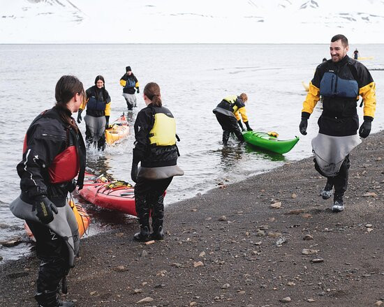 Svalbard Kayak-朗伊尔城必去景点