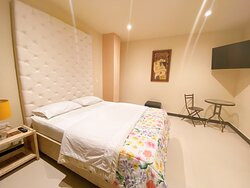 Hotel Plaza Garibaldi主图