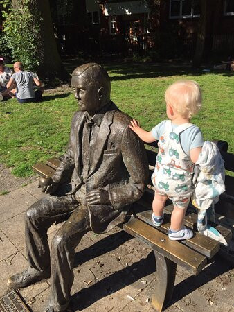 Sackville Gardens-曼彻斯特必去景点