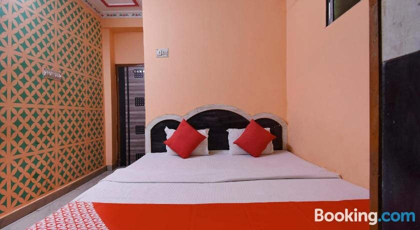 OYO 73662 Mahavir Guest House 1
