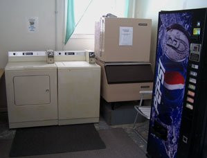 West Bethel Motel主图