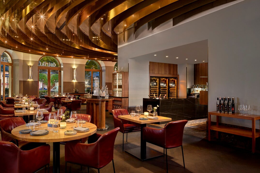 Dstrikt Steakhouse