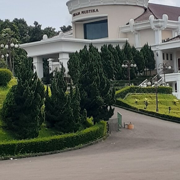 Braja Mustika Hotel & Convention Centre主图