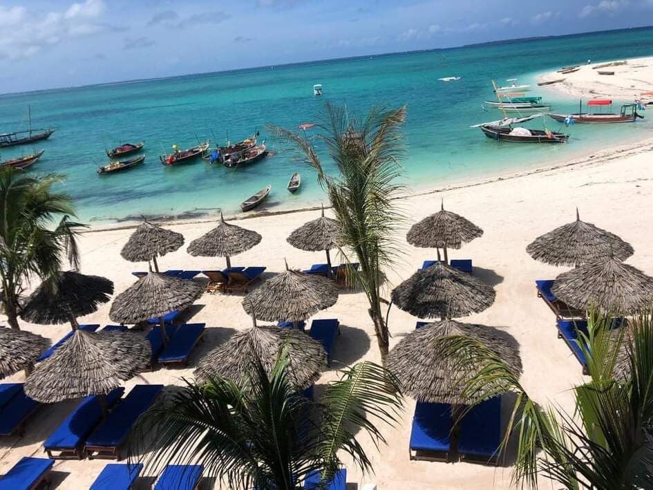 Lazy Beach Hotel