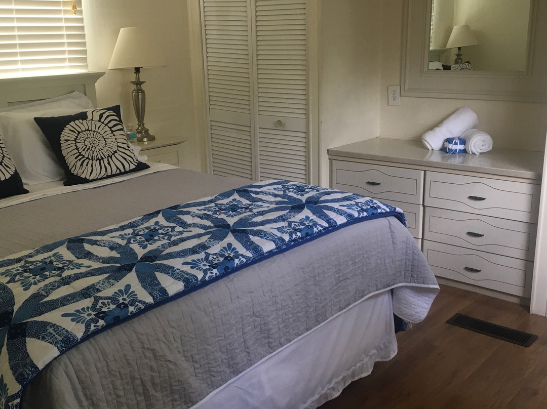 Pelican's Landing Resort