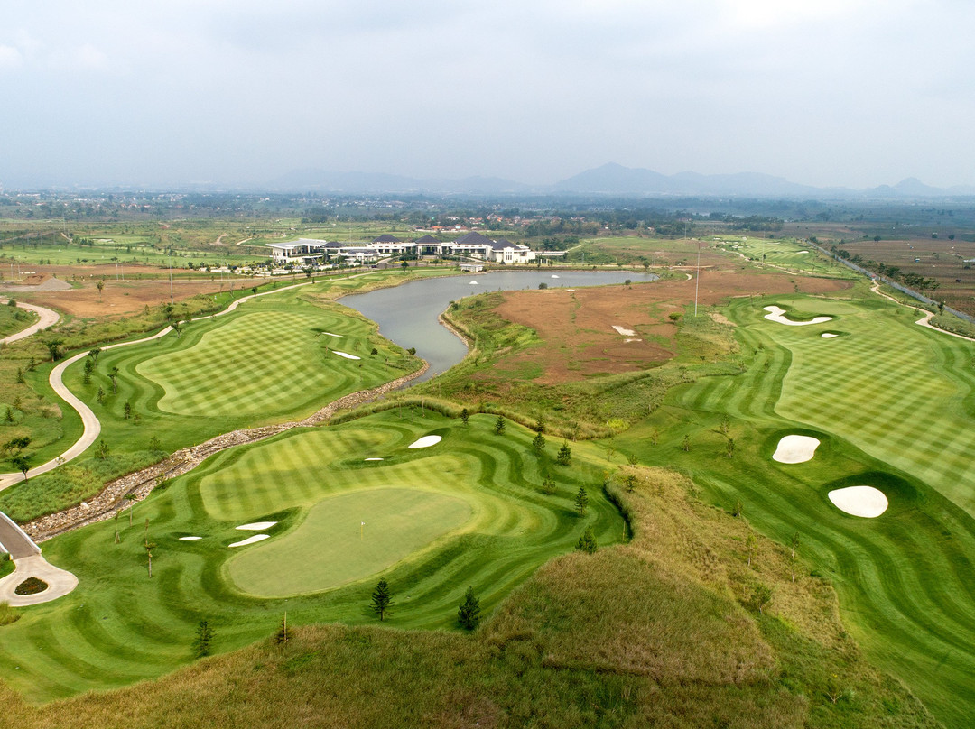 Parahyangan Golf Bandung-万隆必去景点