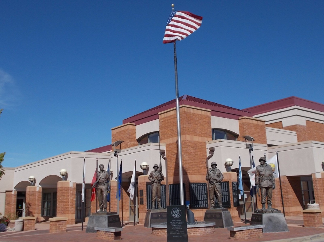 Heroes Plaza - National Medal of Honor Memorial景点图片