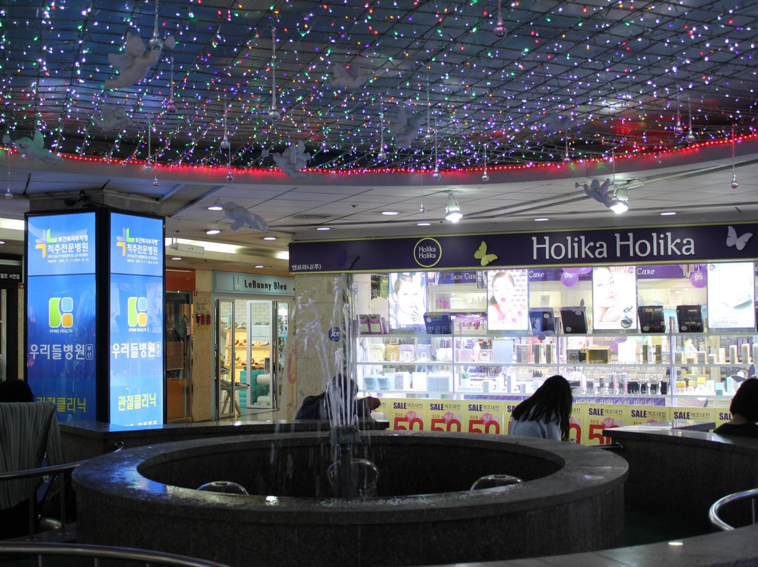 Seomyeon Underground Shopping Center-釜山必去景点