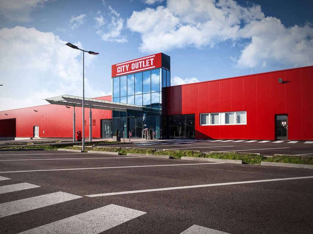 City Outlet