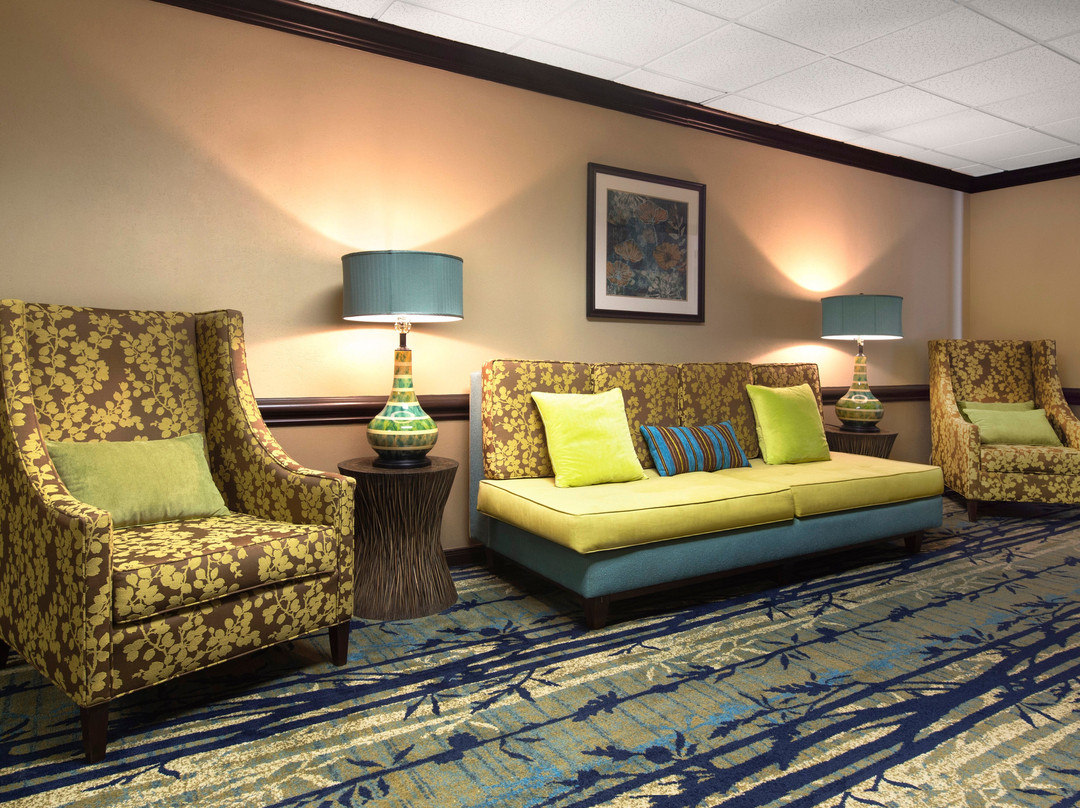 Holiday Inn & Suites Spring - The Woodlands Area By IHG主图