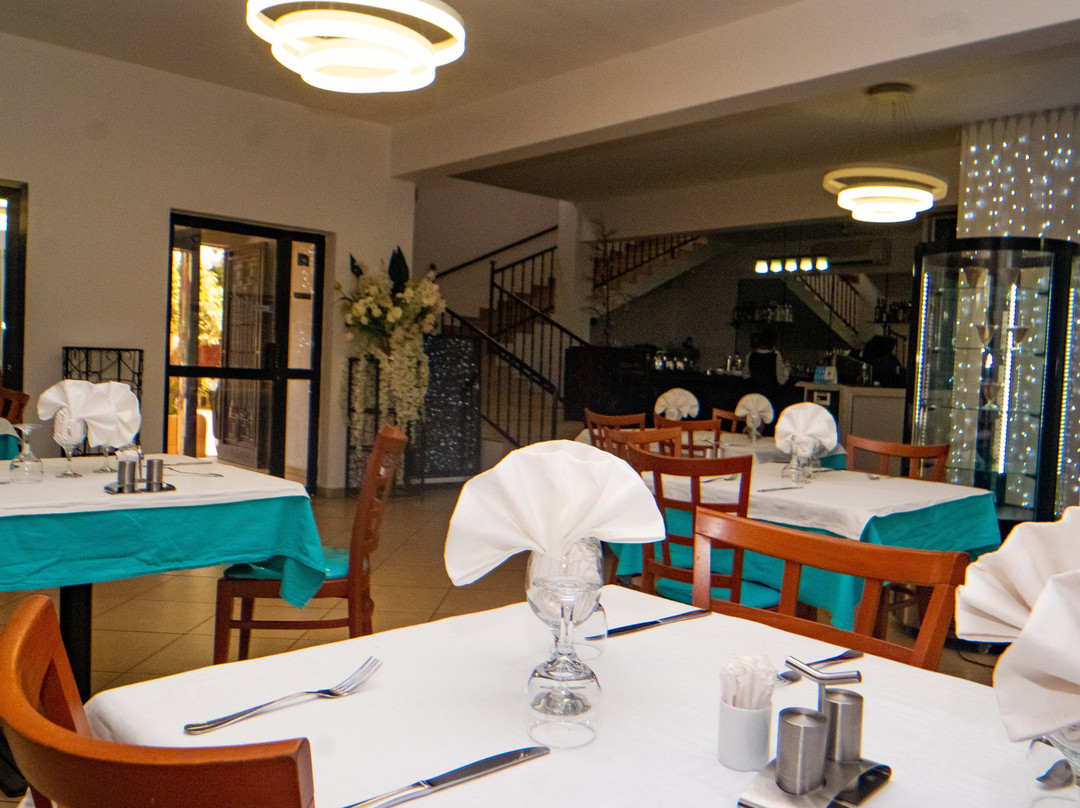 Hotel le Rocher主图