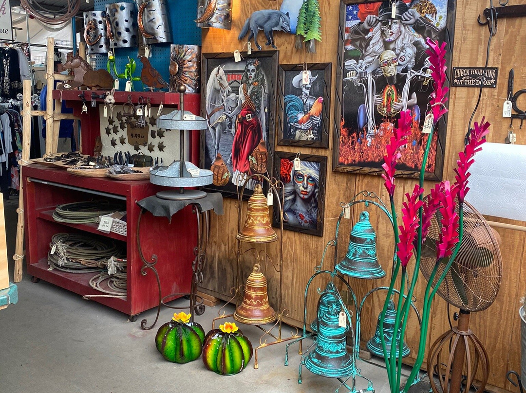 Mesa Market Place Swap Meet-梅萨必去景点