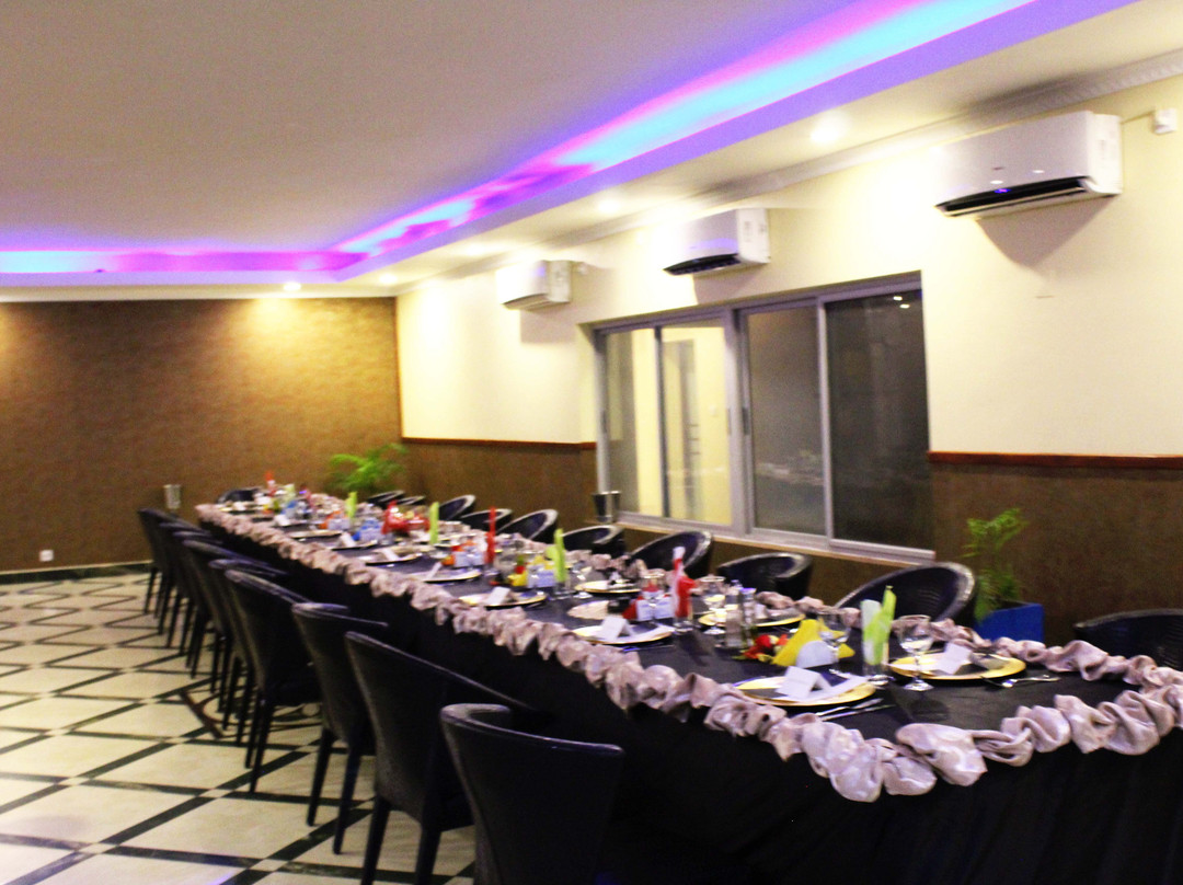 The Matola Hotel主图