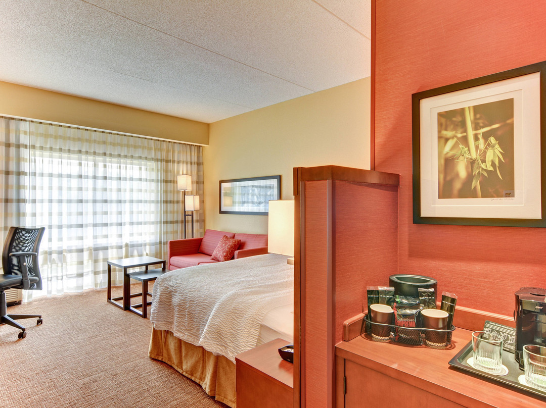 Courtyard by Marriott Bridgeport Clarksburg主图