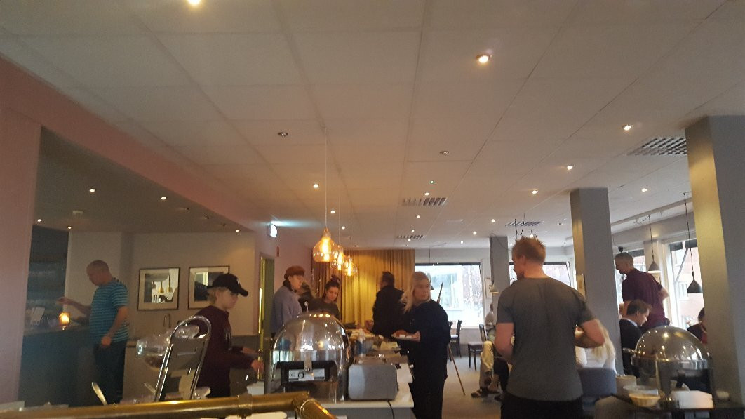 德拉根酒店主图
