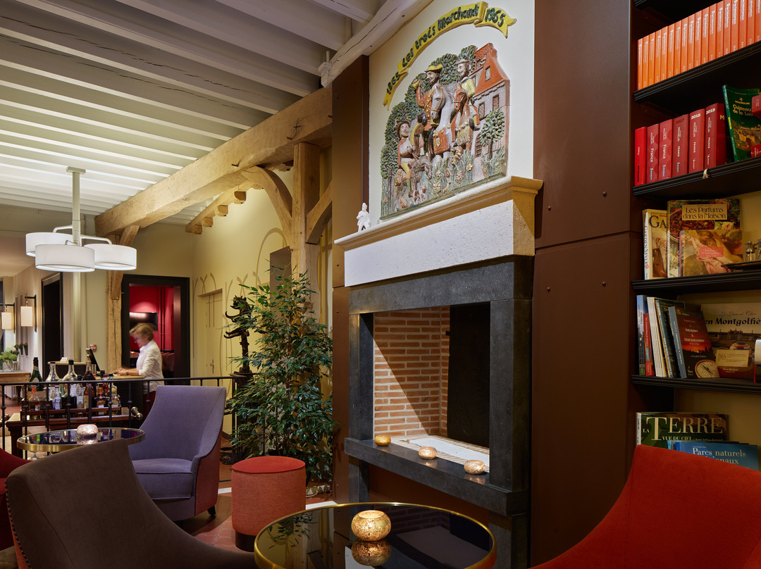 Relais des Trois Chateaux Hotel主图