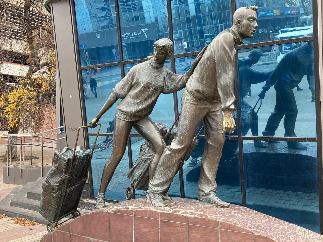Monument to Chelnoki景点图片