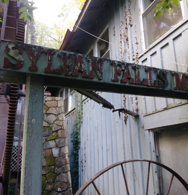 Historic Sylvan Falls Mill Bed and Breakfast主图