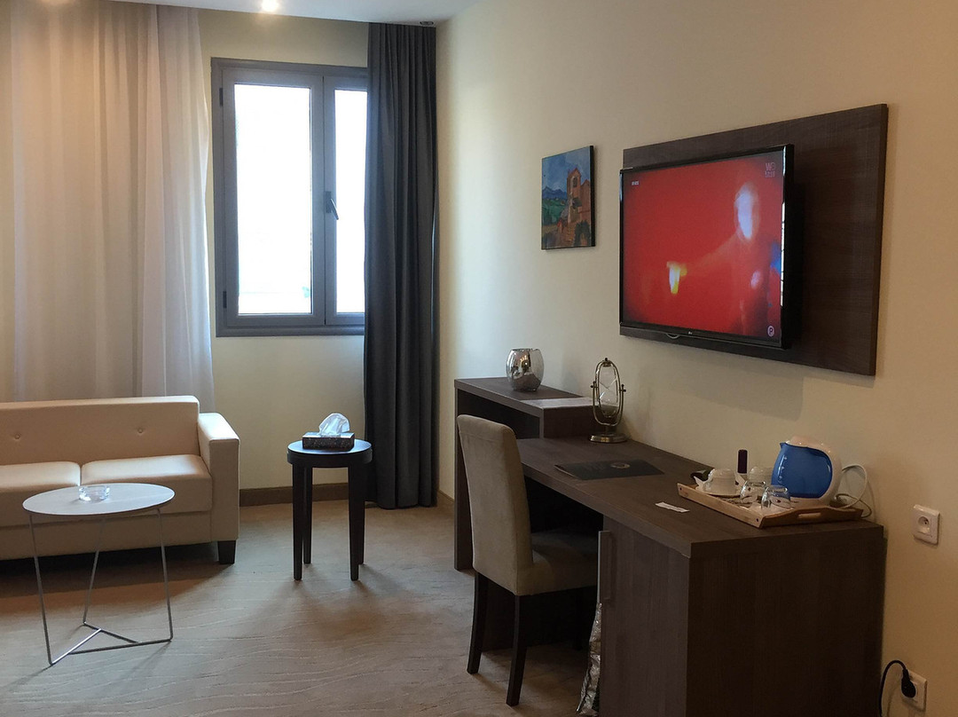 Hotel Beaux Arts主图