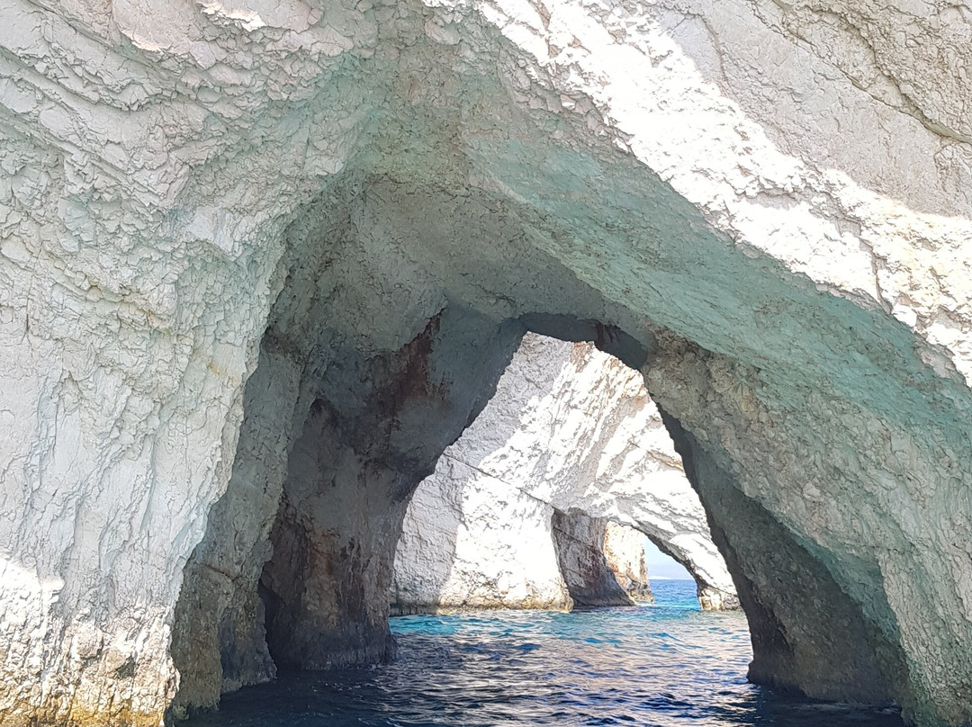 Vasilikos Beach-瓦西里科斯必去景点