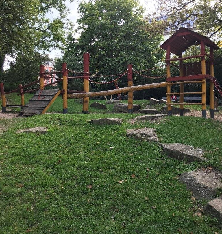 Spielplatz Am Longoliusplatz-Hof必去景点