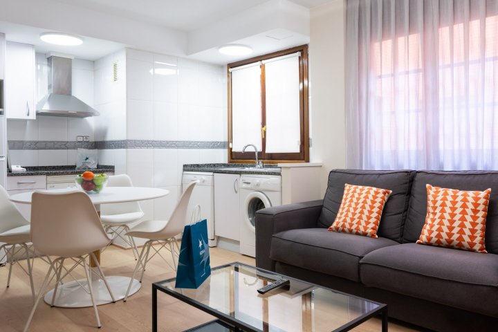 Habitat Center Los Girasoles-官方