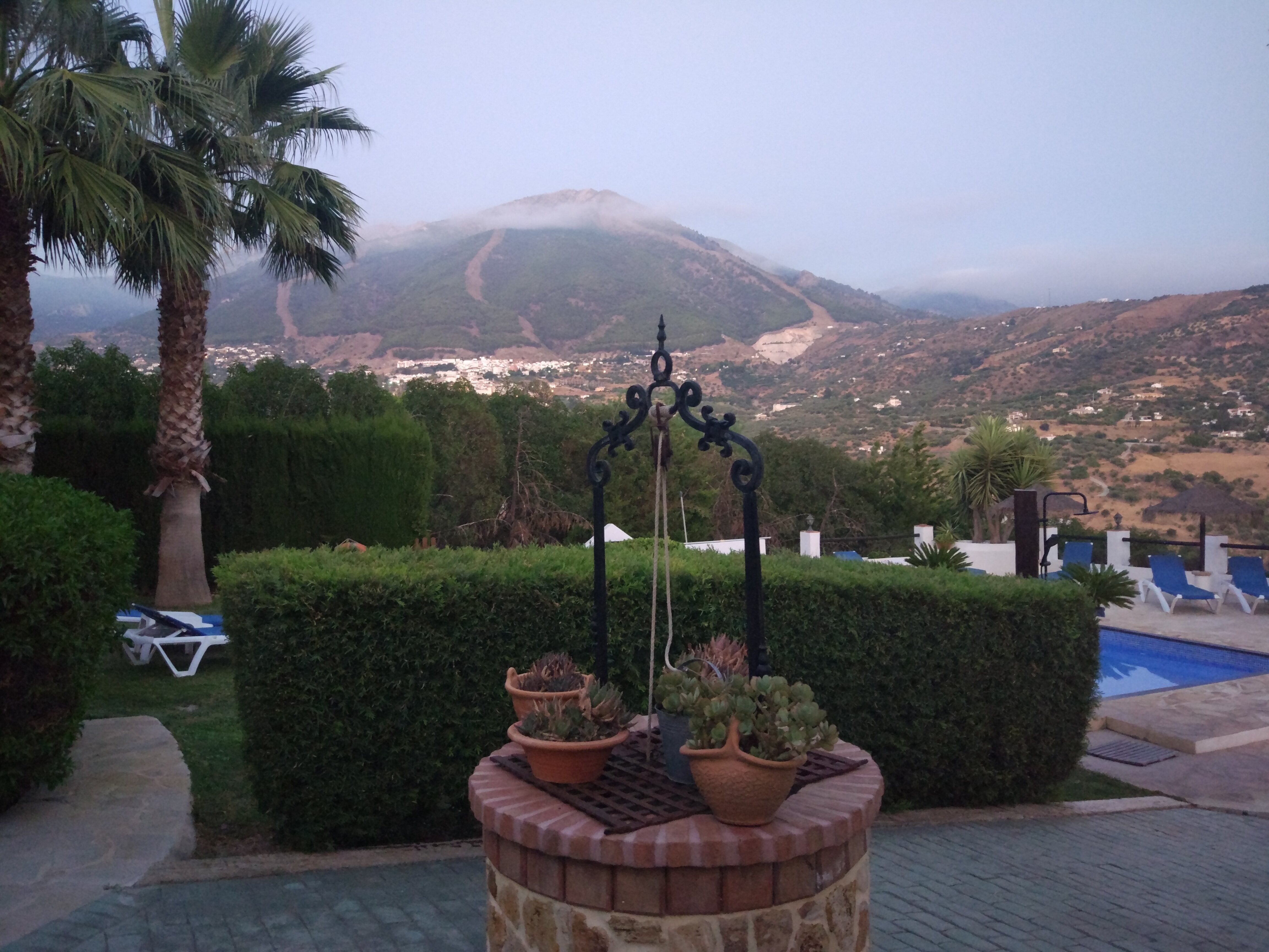 Hotel Cortijo de Salia-泳池