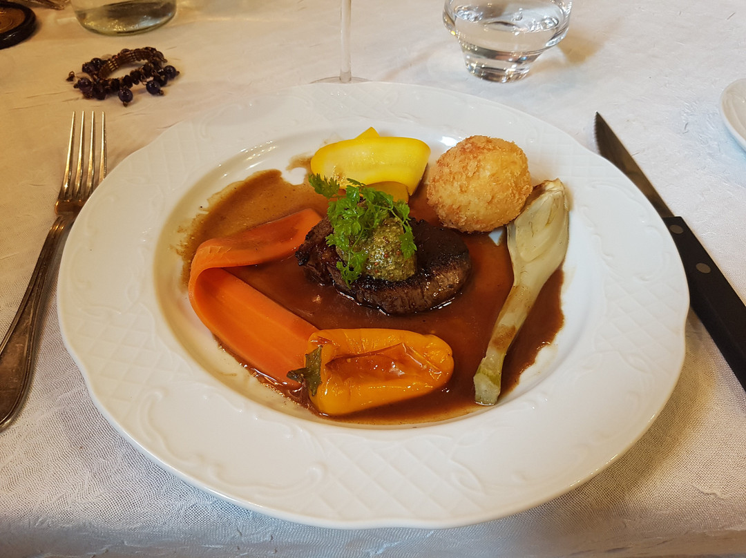 Hôtellerie du Château de Floure主图