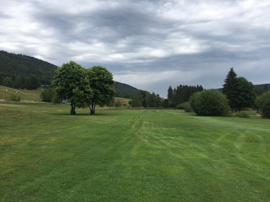 Golf et restaurant de la Valserine-Mijoux必去景点