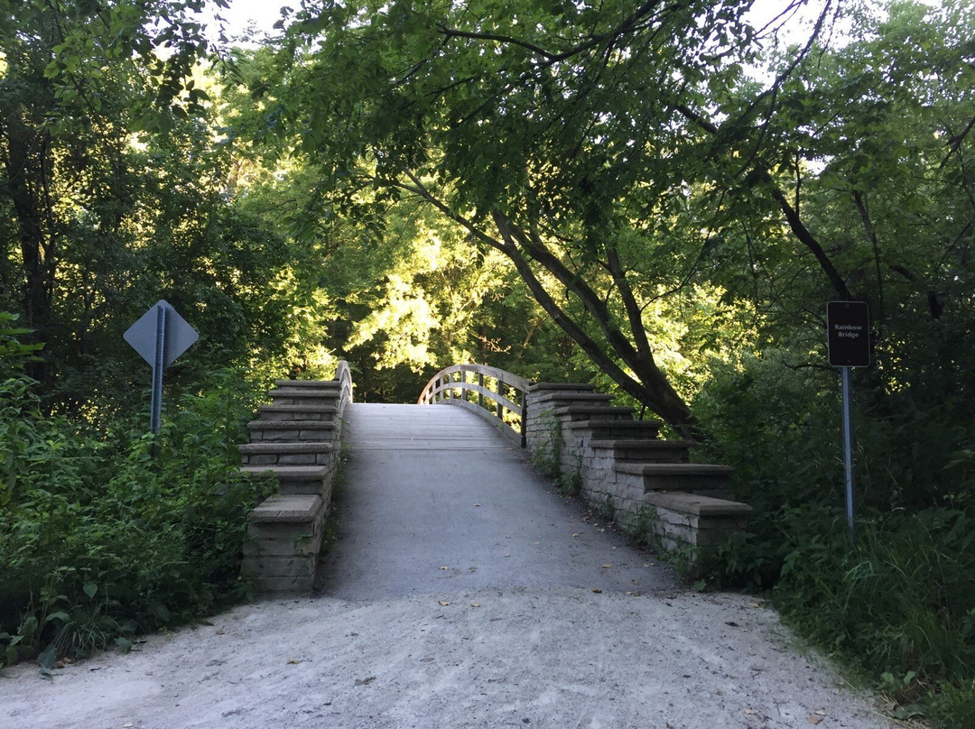 Fullersburg Woods Nature Education Center-奥克布鲁克必去景点