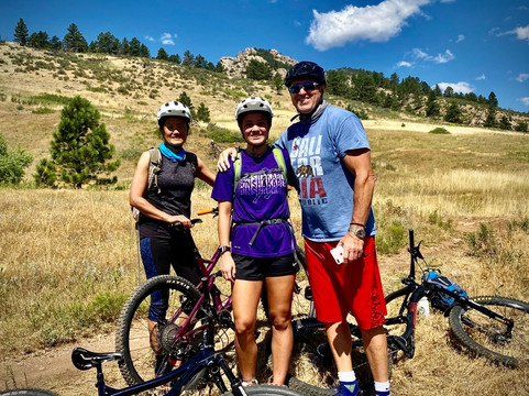 Front Range Ride Guides-科林斯堡必去景点