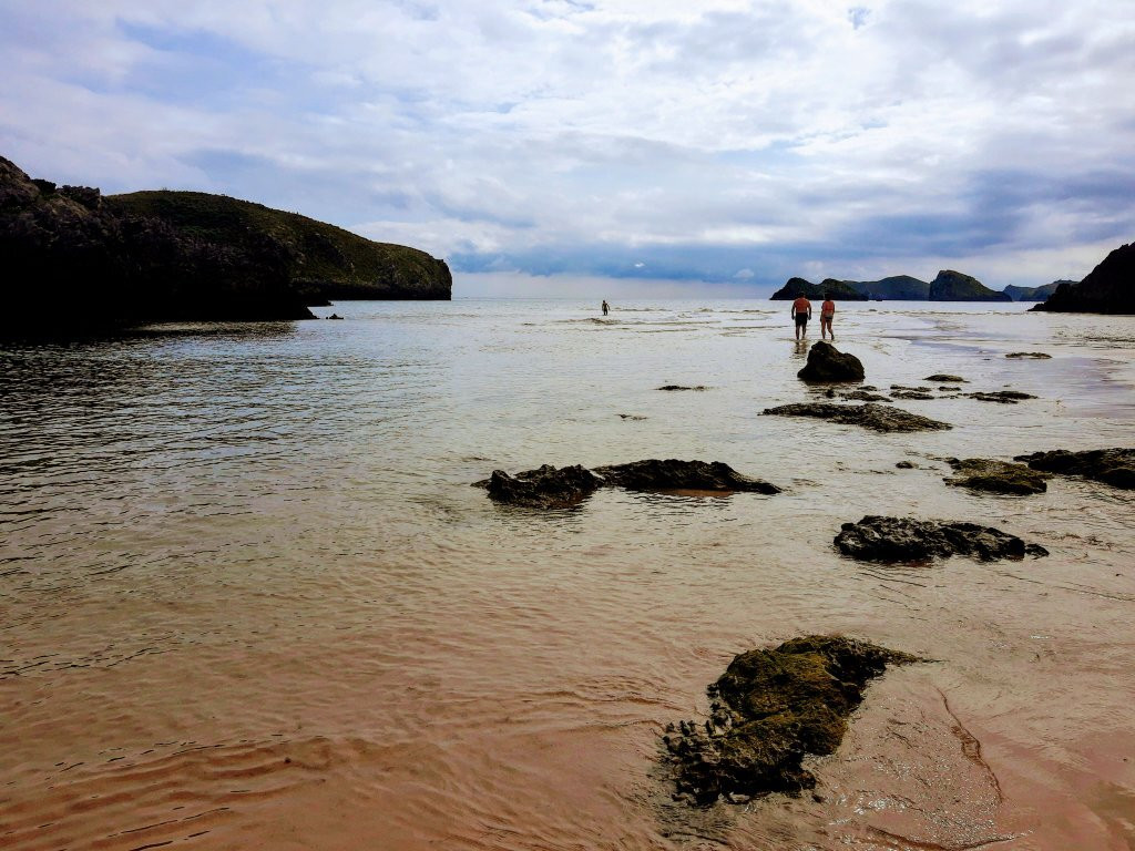 Playa de Borizu景点图片