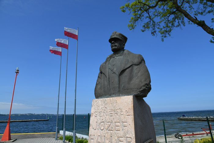 Pomnik gen. Józefa Hallera景点图片