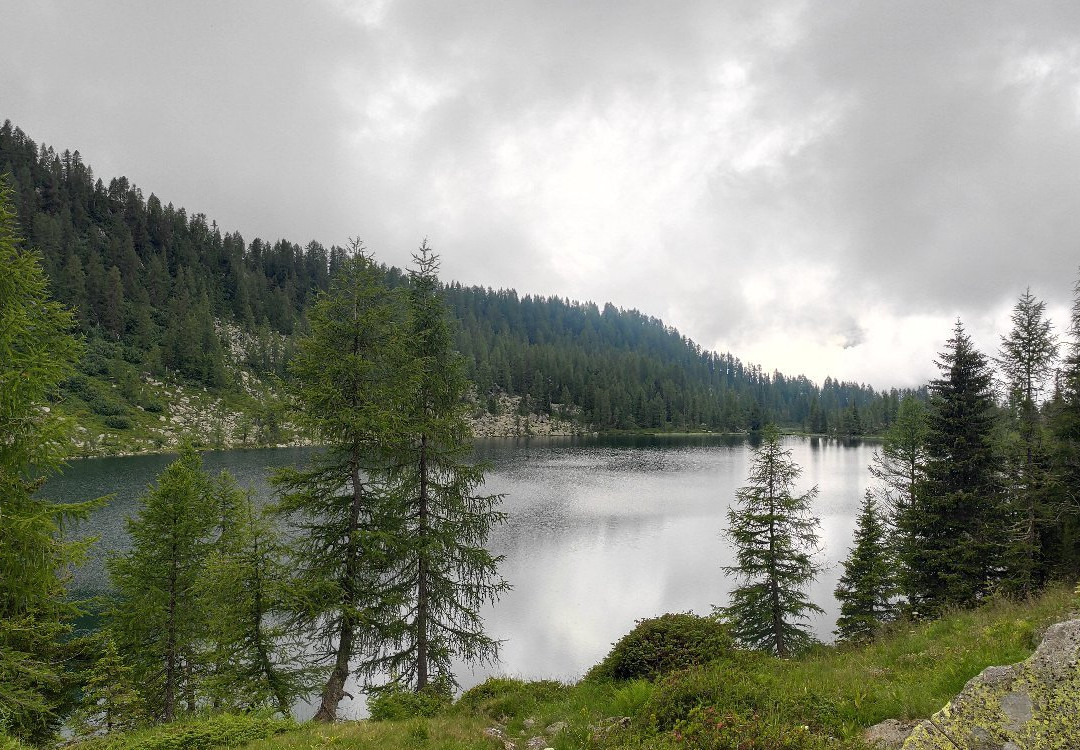 Lago Garzonè景点图片
