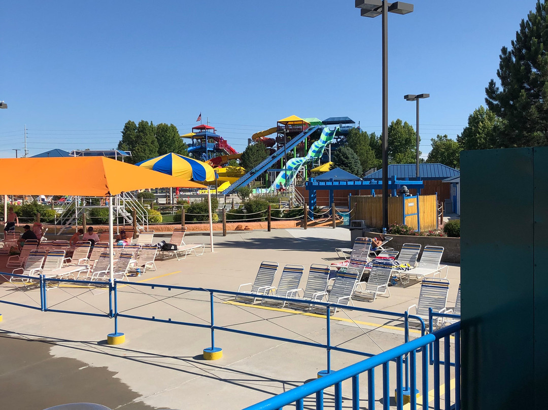 Roaring Springs Waterpark-默里迪恩必去景点