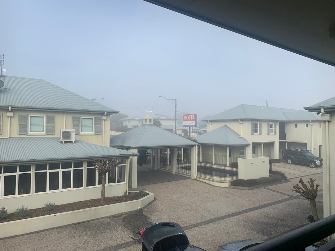 Coachman's Inn Warwick主图