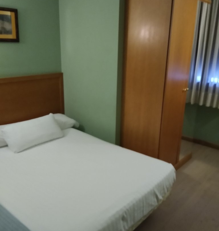 Hotel Carbayon主图
