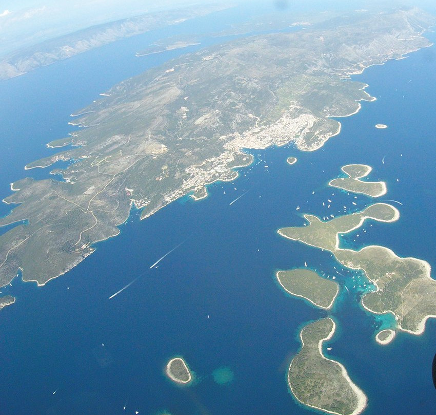 Skydiving Tandem Hvar景点图片