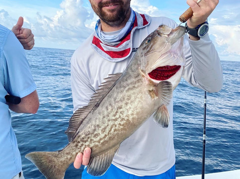 Reel Down Charters-华尔顿堡滩必去景点