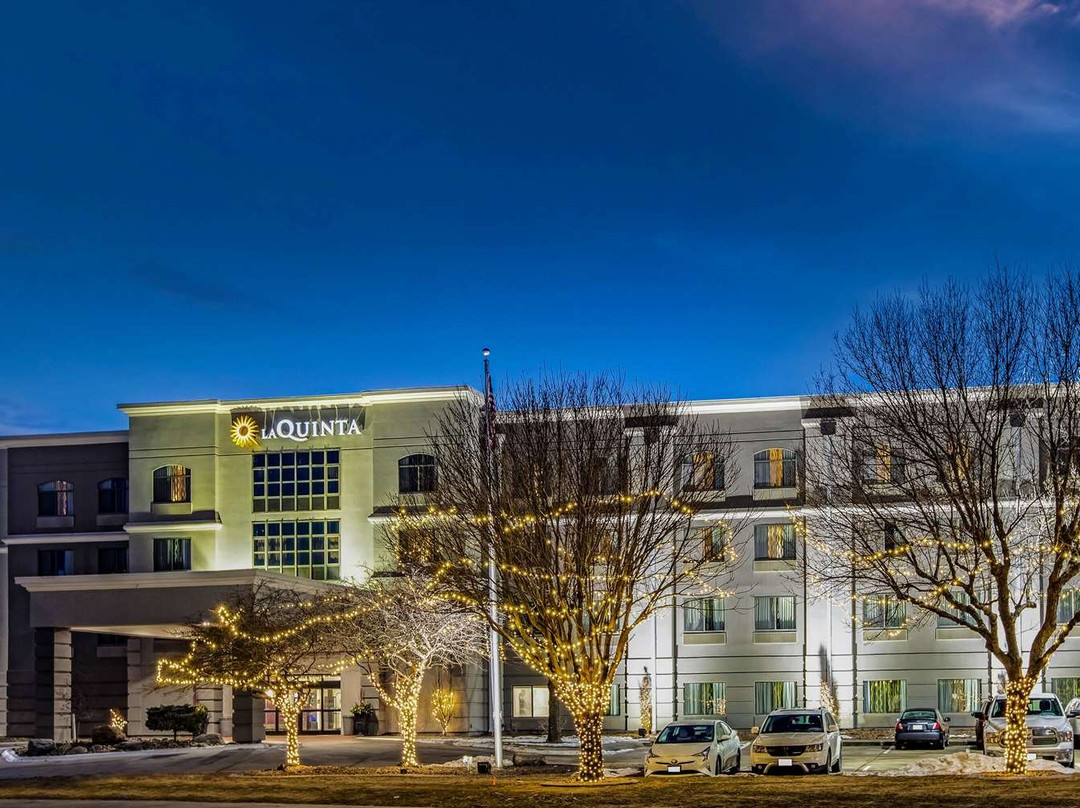 La Quinta Inn & Suites by Wyndham Kearney主图