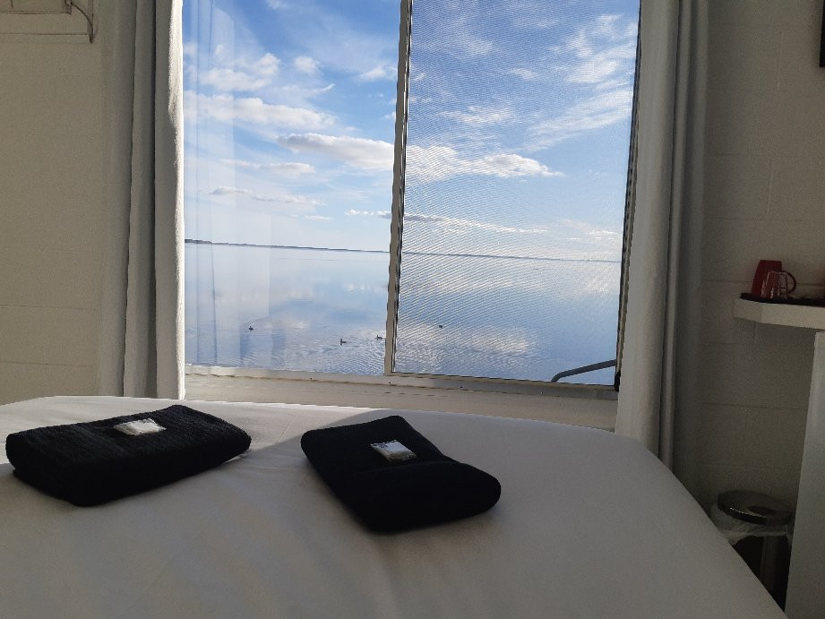 Meningie Waterfront Motel主图