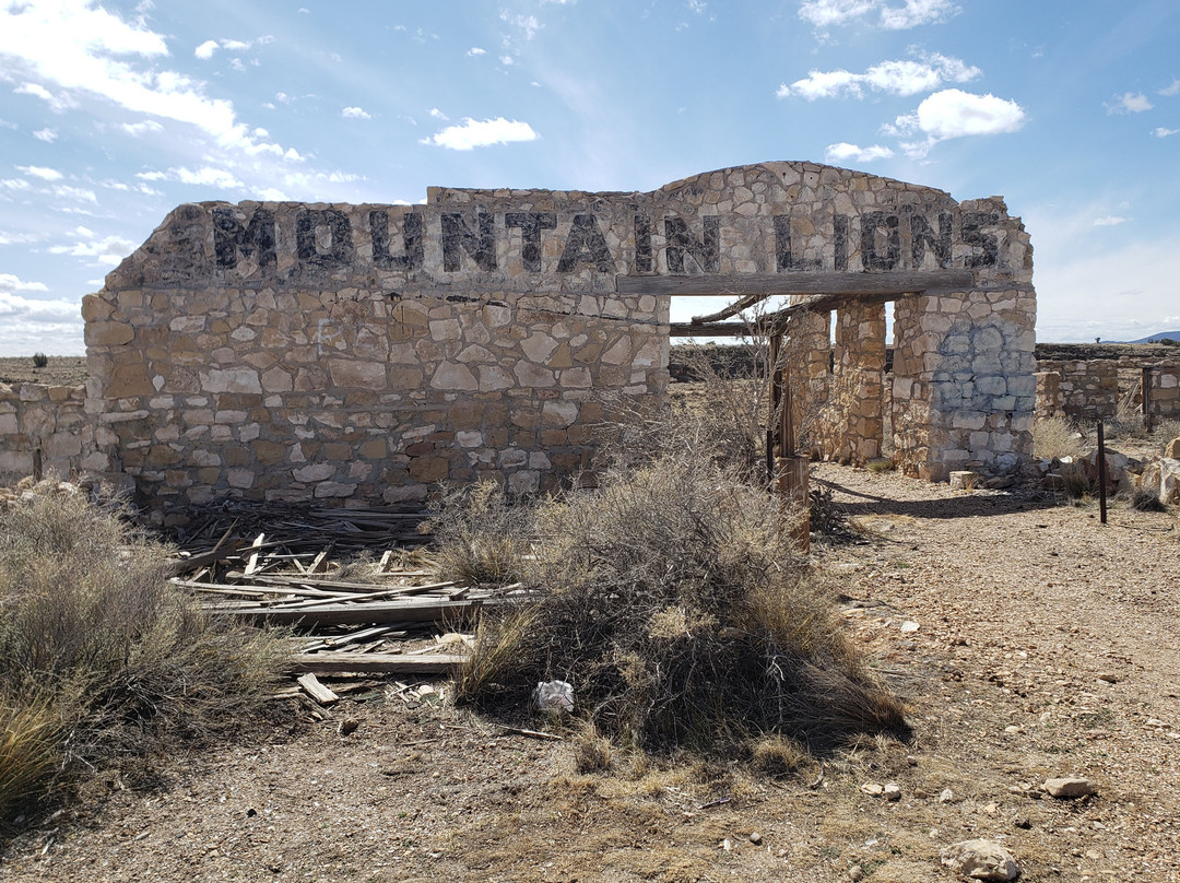 Apache Death Cave-温斯洛必去景点